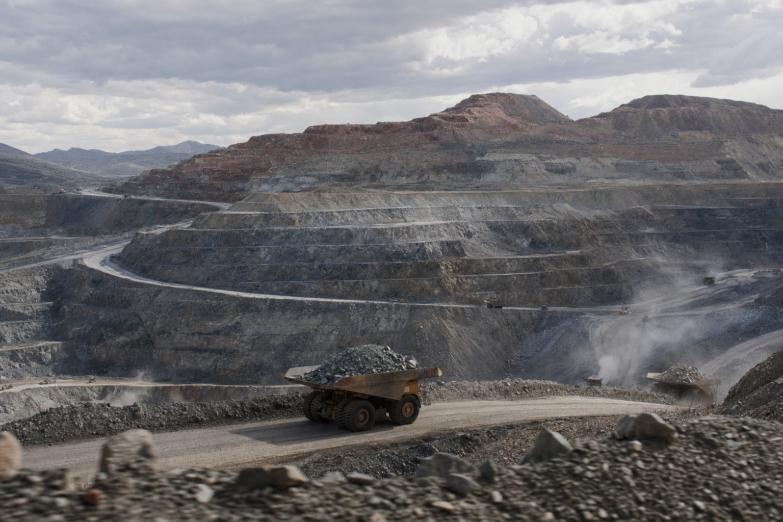 Element One Hydrogen and Critical Minerals Corp.（前身为 Buscando Resources Corp）故事的材料背景照片